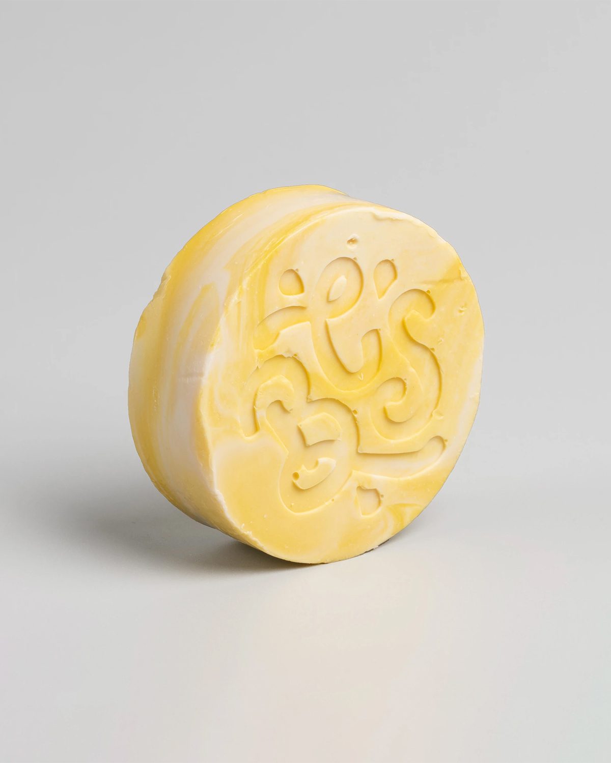 Tobacco bay leaf shave soap - Imagen 2